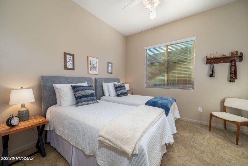 5495 W BAJADA DR