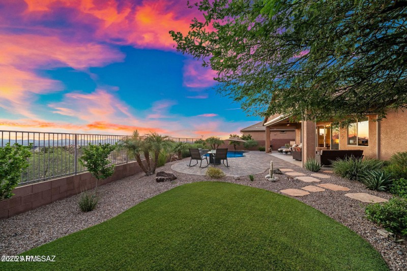 5495 W BAJADA DR