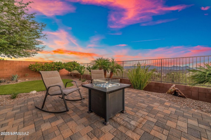 5495 W BAJADA DR