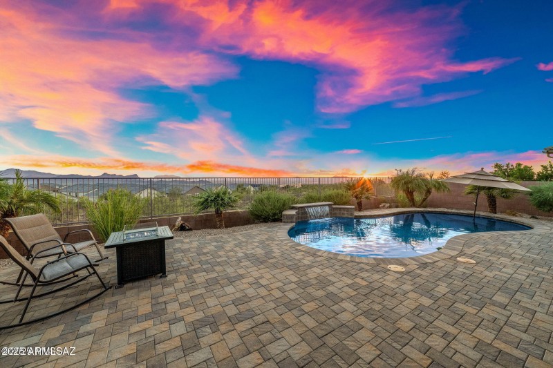 5495 W BAJADA DR