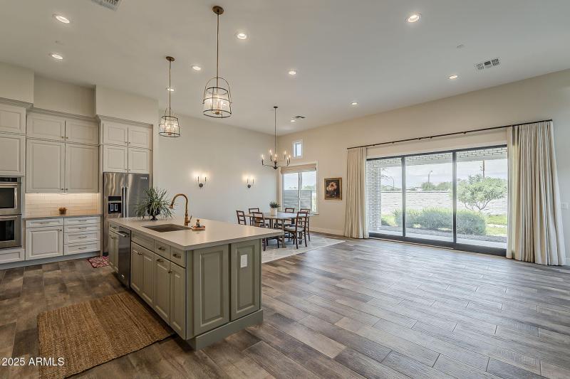 10-web-or-mls-Longhorn-10