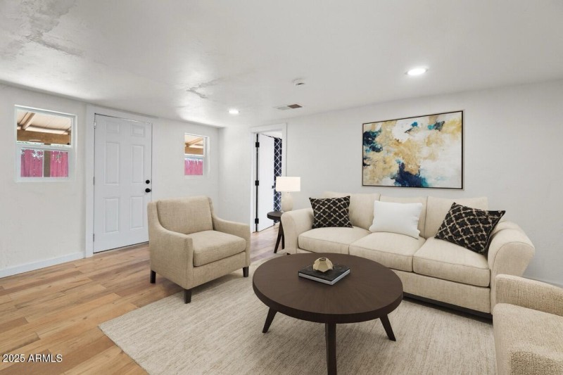 3) 63382-68d44cafb969a