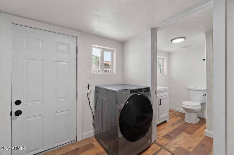 13) 63382-68d44cda15c93