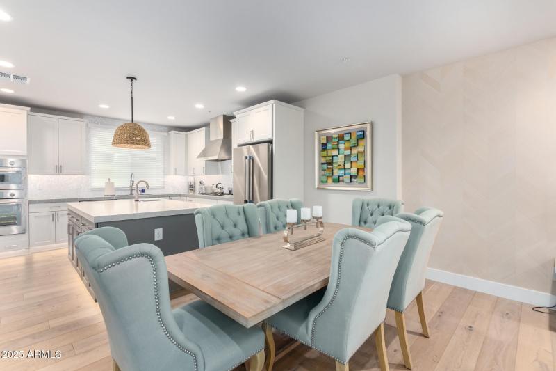 C 014 - 08 - Osborn - Dining Room