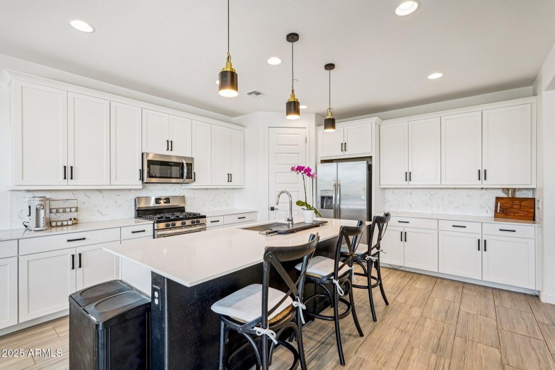 Expansive Kitchen