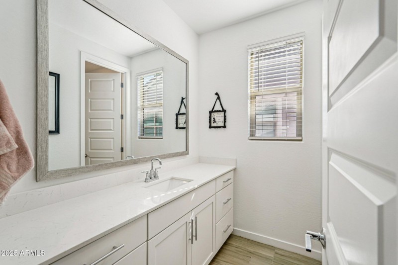 2nd Floor Bathroom