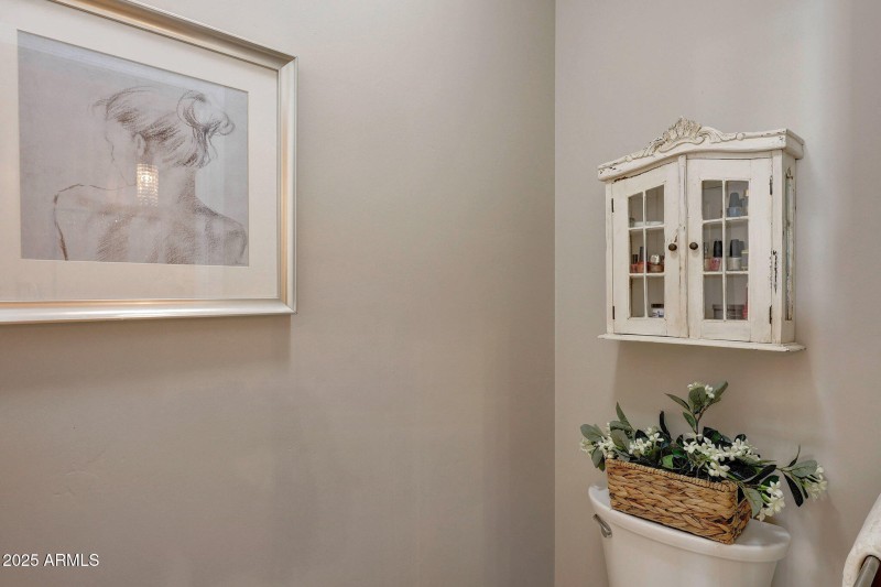 WATER CLOSET