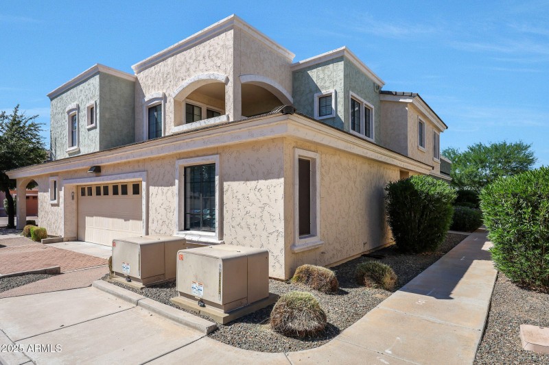 10757 N 74th Street