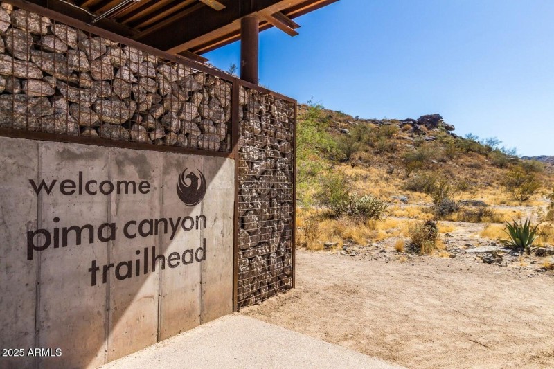 Pima Canyon Entrance