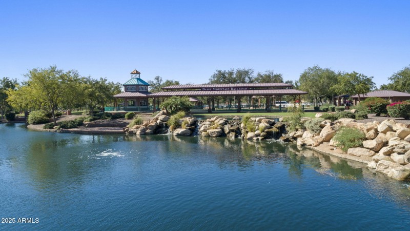 45-web-or-mls-43213-n-vista-hills-dr