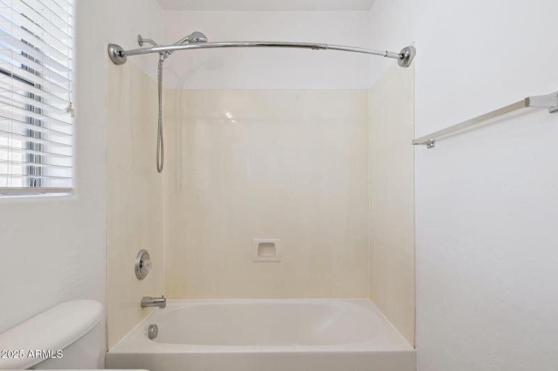 23-web-or-mls-43213-n-vista-hills-dr