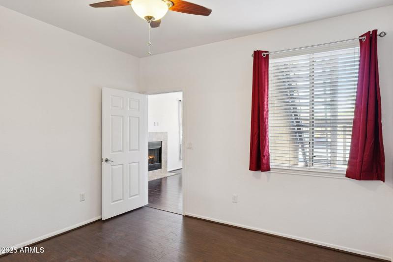 13-web-or-mls-7009-e-acoma-dr-1137