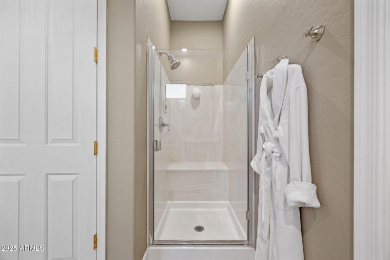 41646 N EMERALD LAKE DR