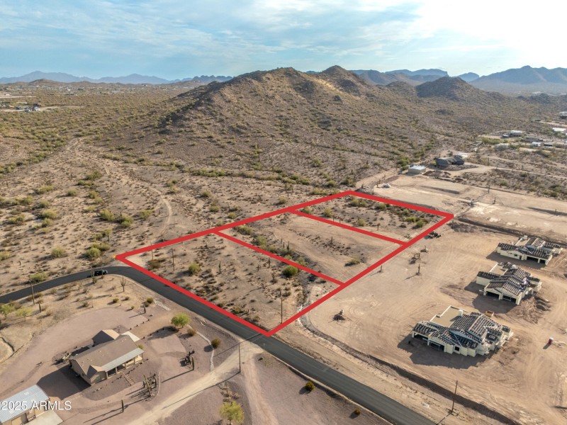 Daylight-Outlines_0008_5.5