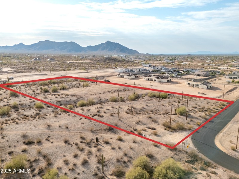 Daylight-Outlines_0003_2