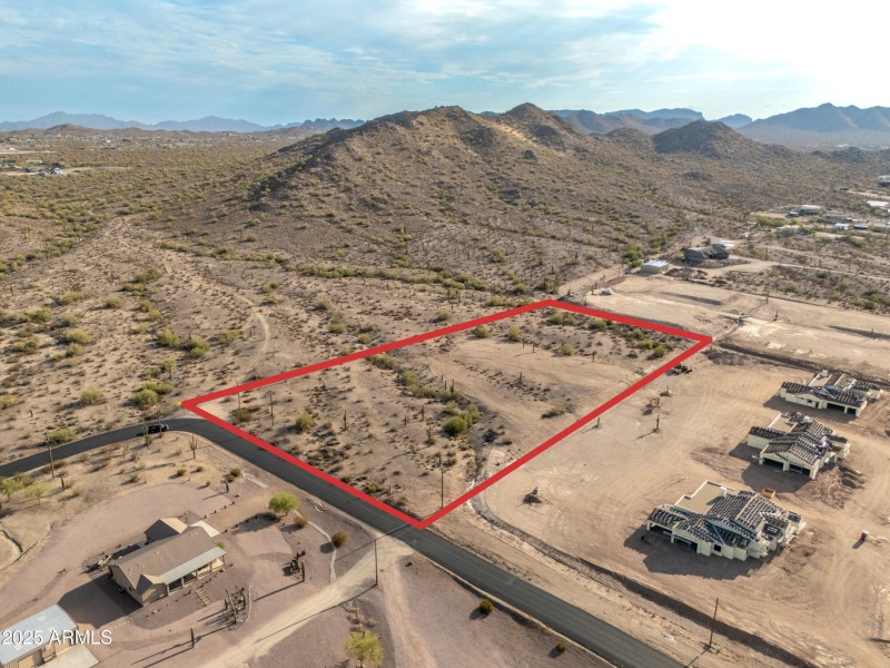 Daylight-Outlines_0009_5