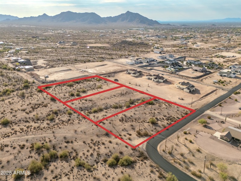 Daylight-Outlines_0000_1.5