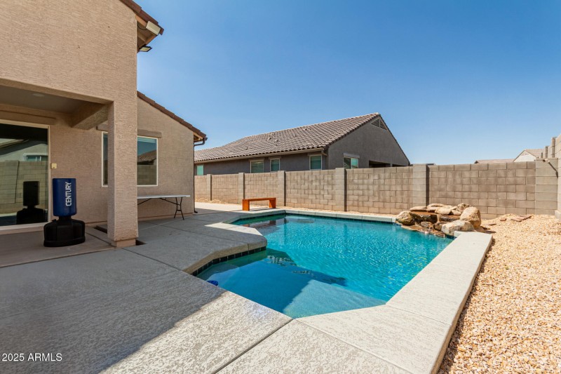 35 - Meadowridge 1194