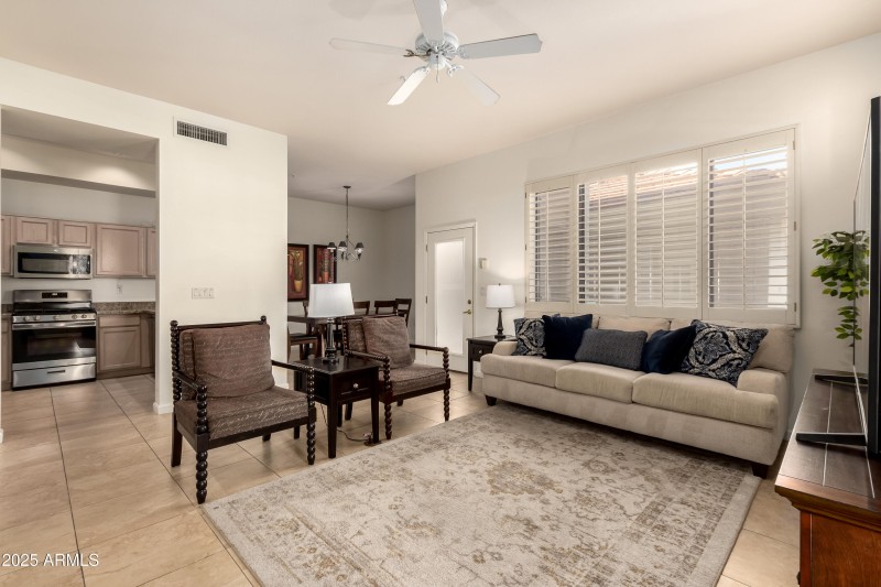 08 - Hayden 8270 #1030