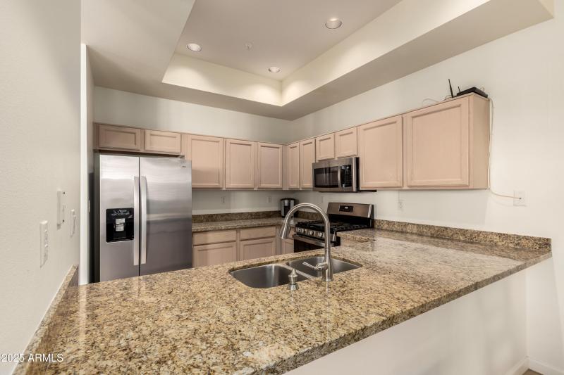 12 - Hayden 8270 #1030