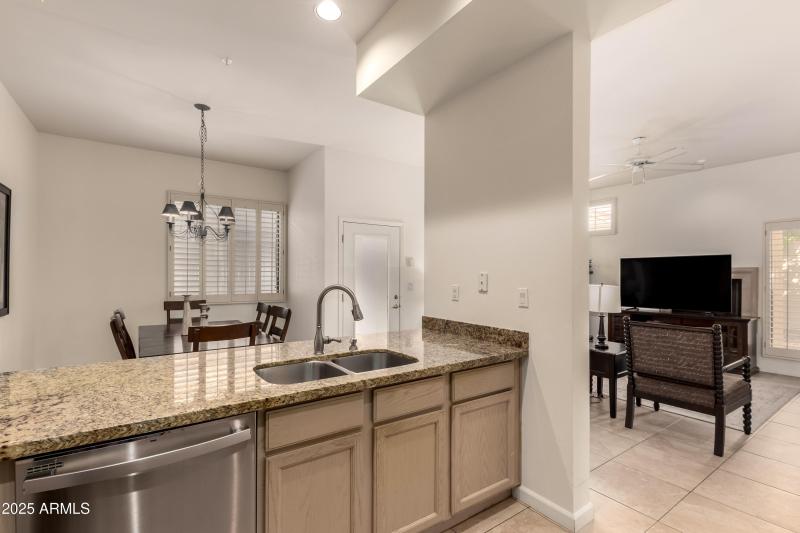 14 - Hayden 8270 #1030