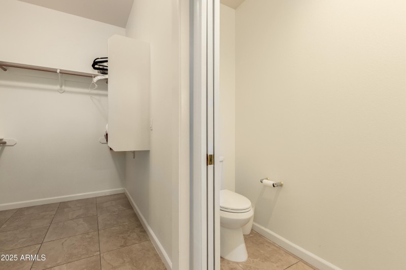 20 - Hayden 8270 #1030