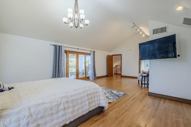 180-web-or-mls-Pony-26 (3)