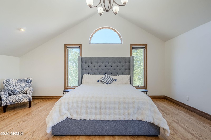 182-web-or-mls-Pony-28 (3)