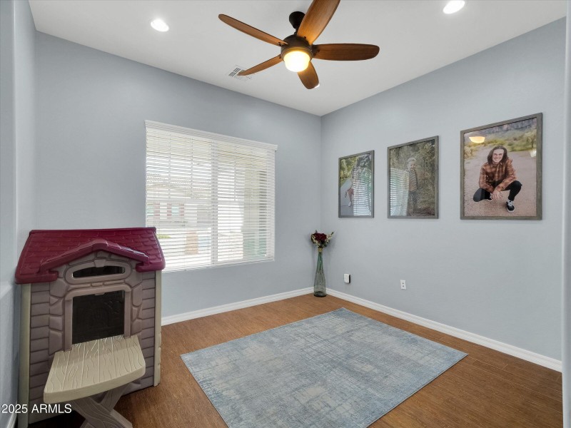 011-21930 E Tierra Grande Court-11