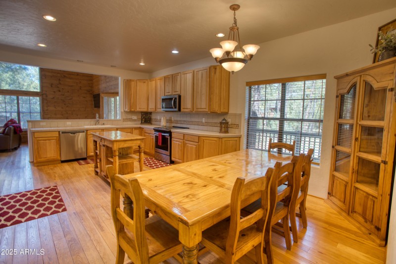 Spacious Kitchen/Dining