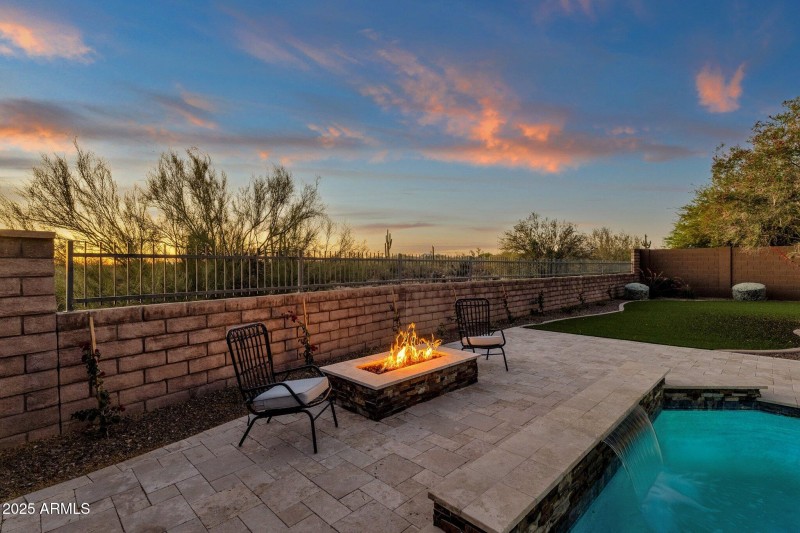 Cozy Backyard Firepit