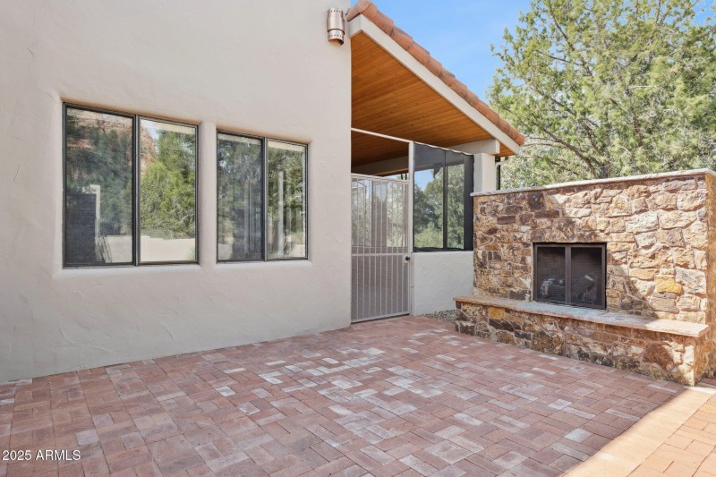 77-web-or-mls-30-navajo-trail