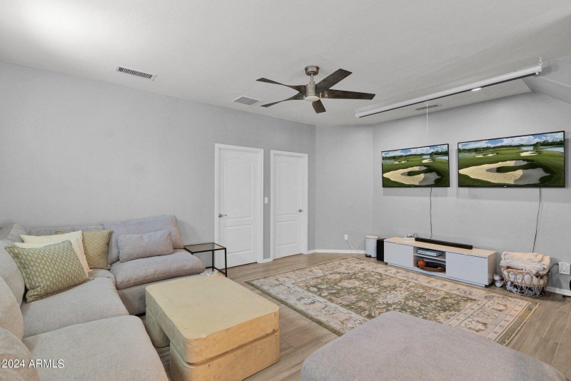 19-web-or-mls-P1028293