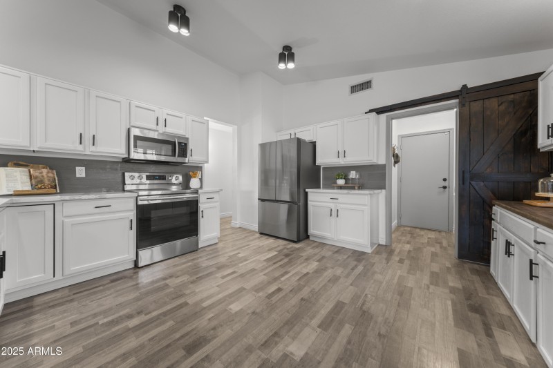 Open Kitchen