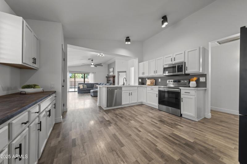 Large Kitchen