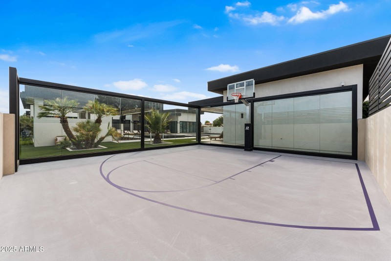 73-Basketball Court