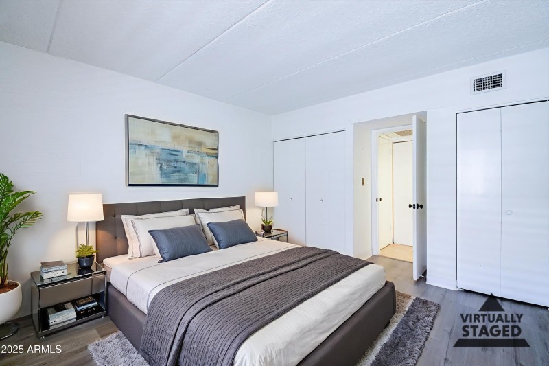 10 - Bedroom - Modern - 1