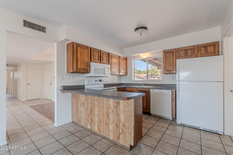 10-web-or-mls-Isabella-11