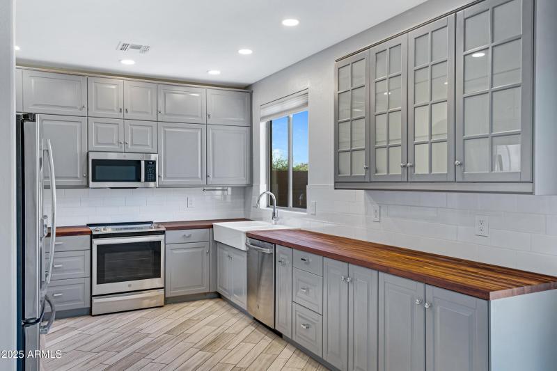 16825 S Blue Ct-13