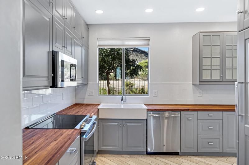 16825 S Blue Ct-16