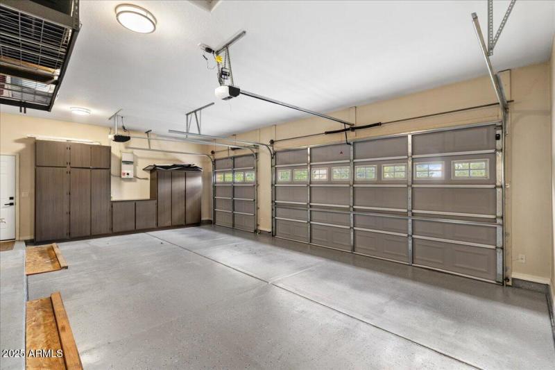 23-Garage 1