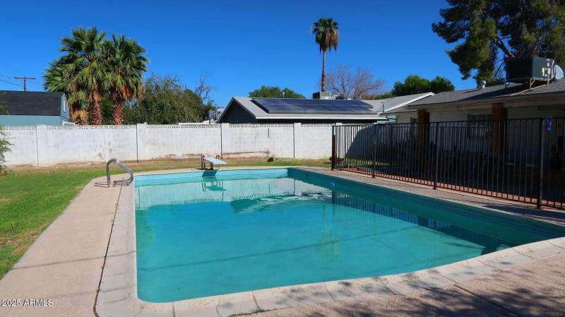 20190923162228474911000000-o