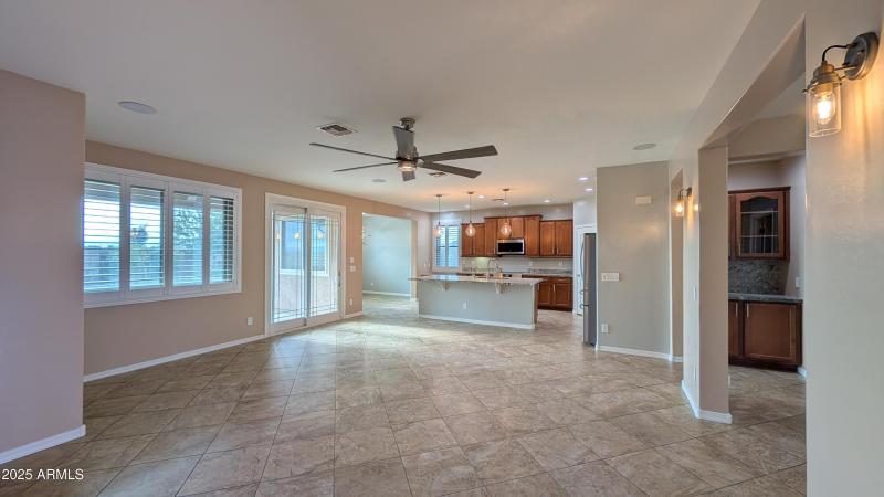 Open Kitchen