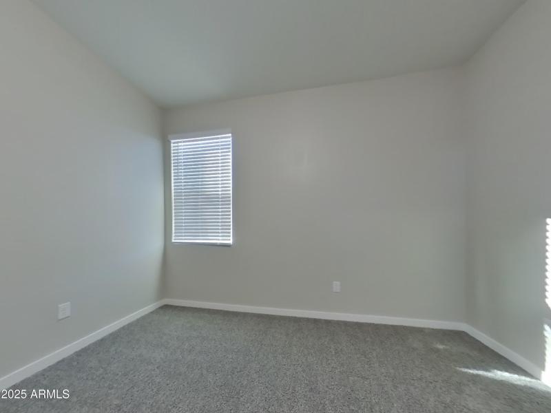 8_pc_VqXKCtn9Um_hyJ8H7OX96_layout_1