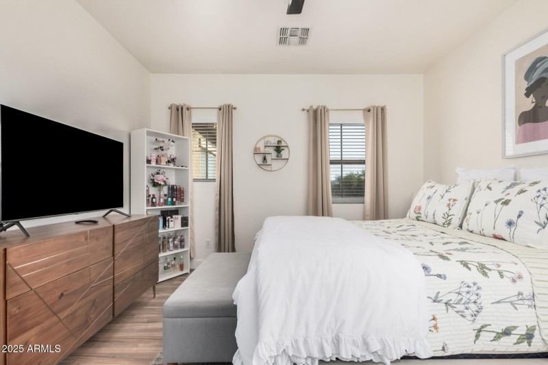 17 Mountain View