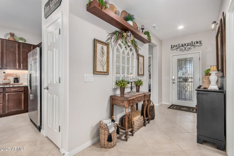 Cedarwood_Entry