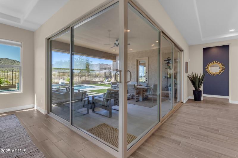 Upgraded Corner Slider