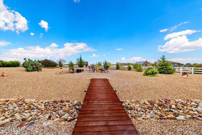 23-Backyard