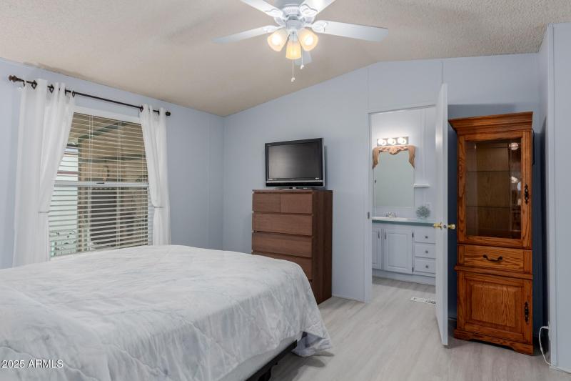 15 Signal Butte