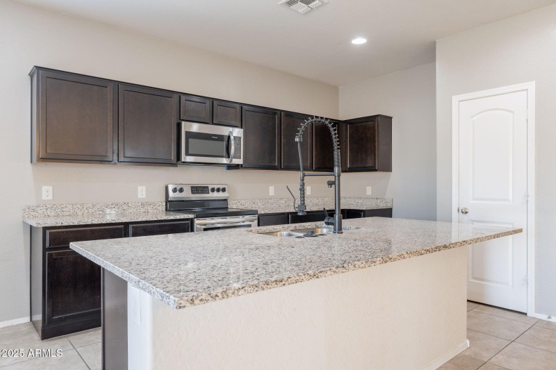 Open Kitchen